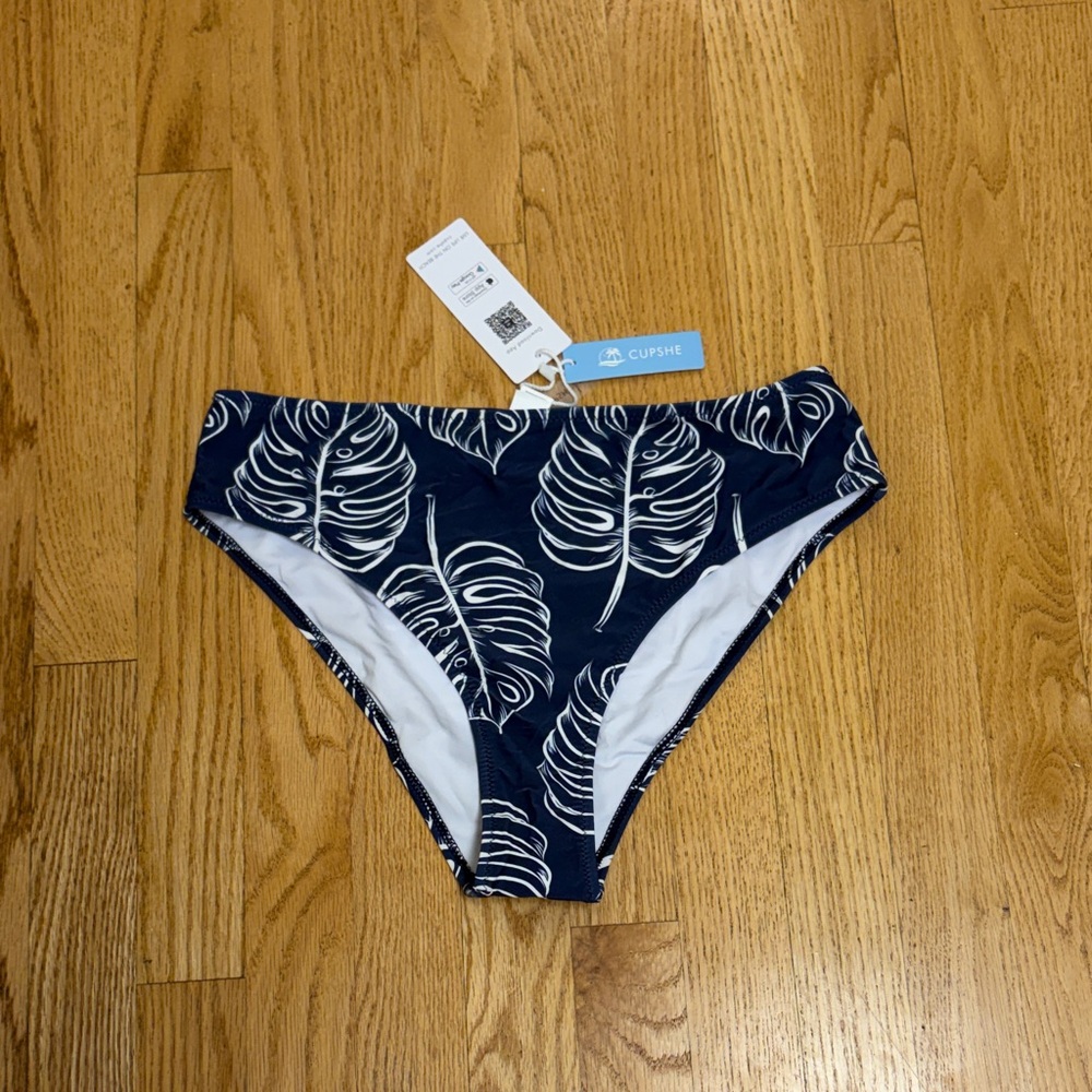 Cupshe Dark Blue Tropical Leaf Bikini Bottom size M NWT
